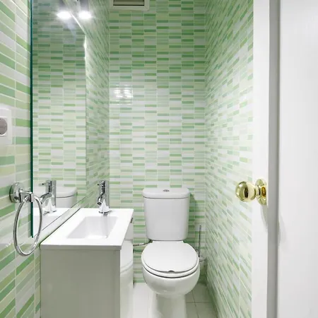 Oporto 4 *