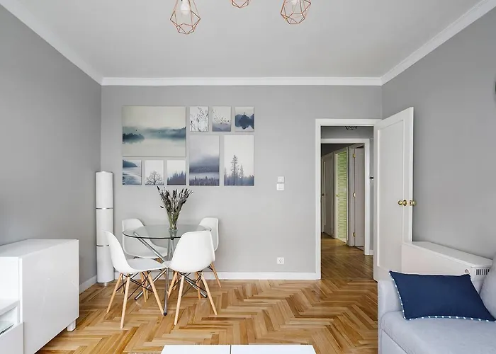 Oporto 4 Apartment *